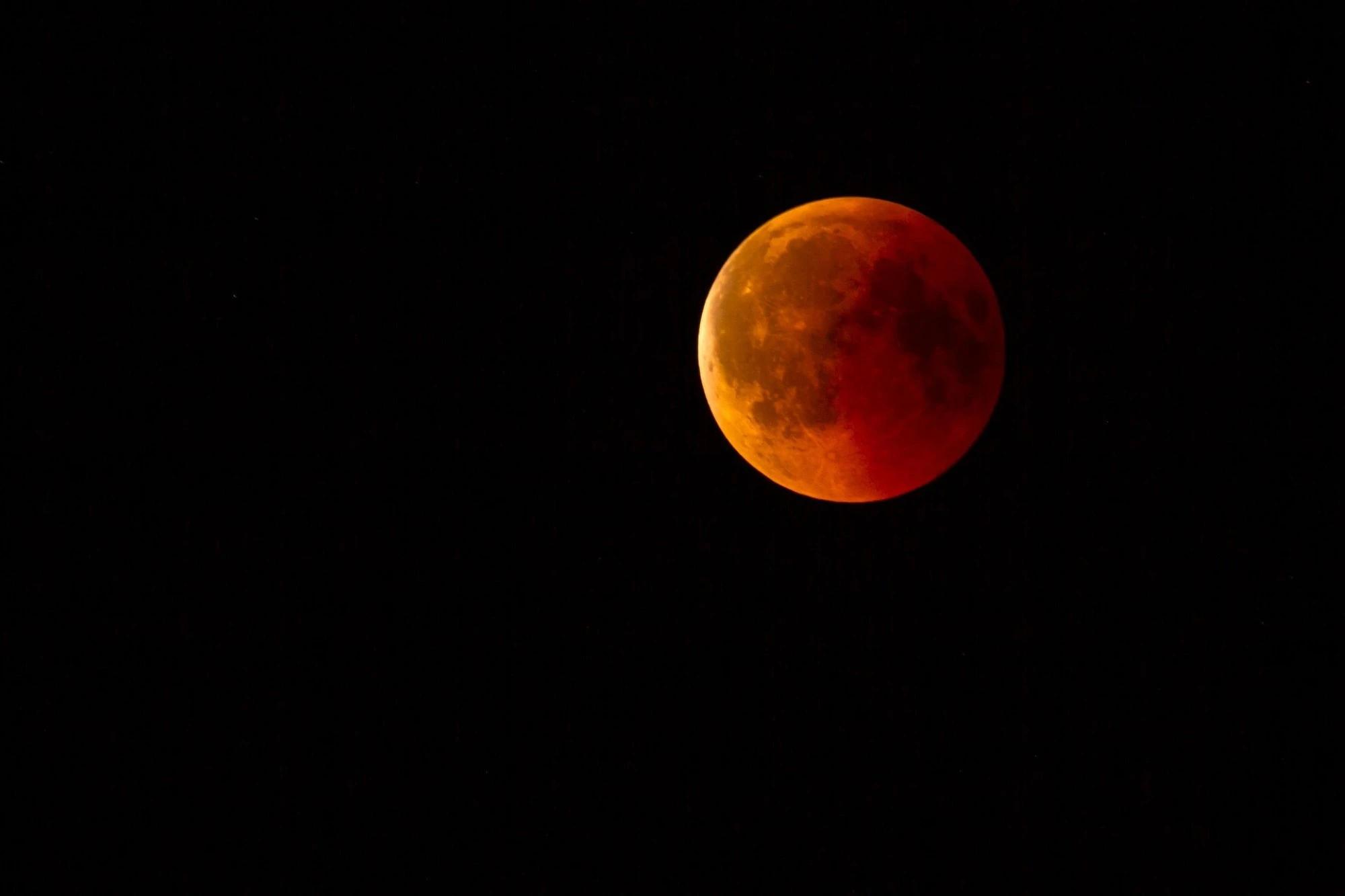 How to watch the rare Blood Moon lighting up skies this weekend
