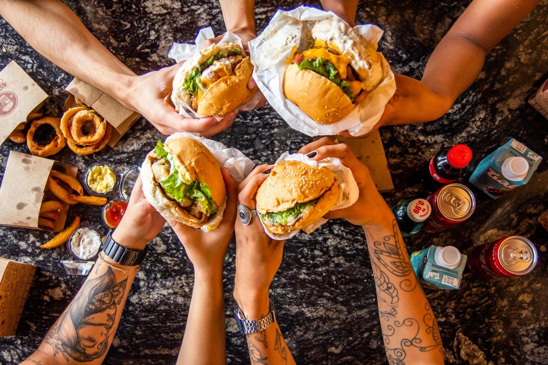 The best burgers in Jeddah – enjoy a feast with the family