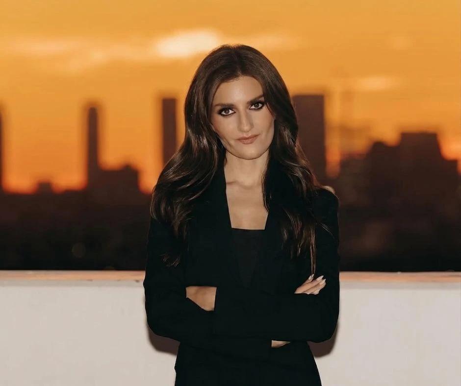 9 questions with Najwa Zebian on self discovery & reframing your mindset
